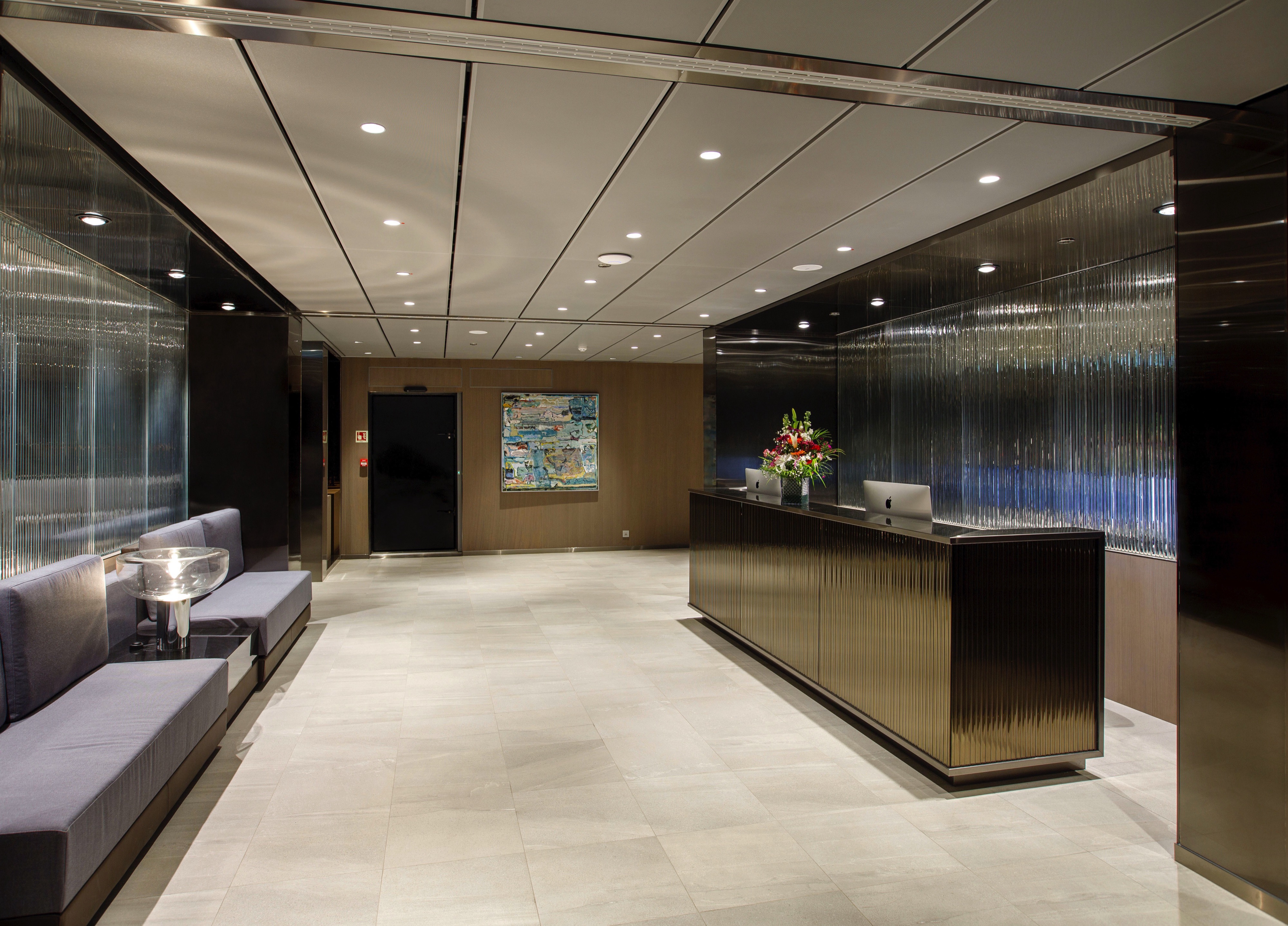 Emerald Sakara - Reception